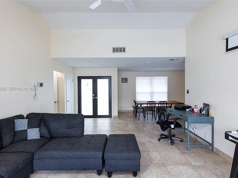2400 NW 103rd Ave — Photo 27