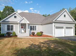 6 Prestwick Trl, Nashua, NH 03062