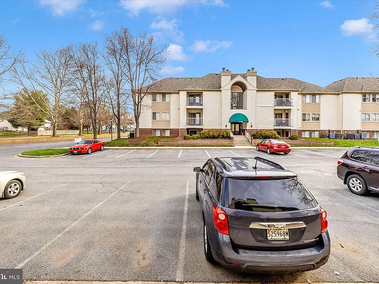 2112 Whitehall Rd #1C — Photo 48