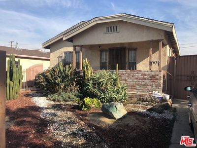 7020 Madden Ave, Los Angeles, CA, 90043
