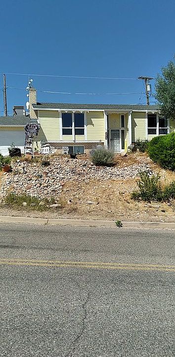 Million $ Views, free wifi