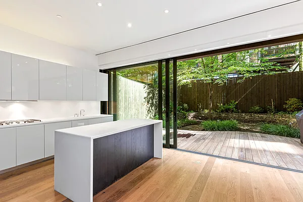 Rented by Corcoran | media 11