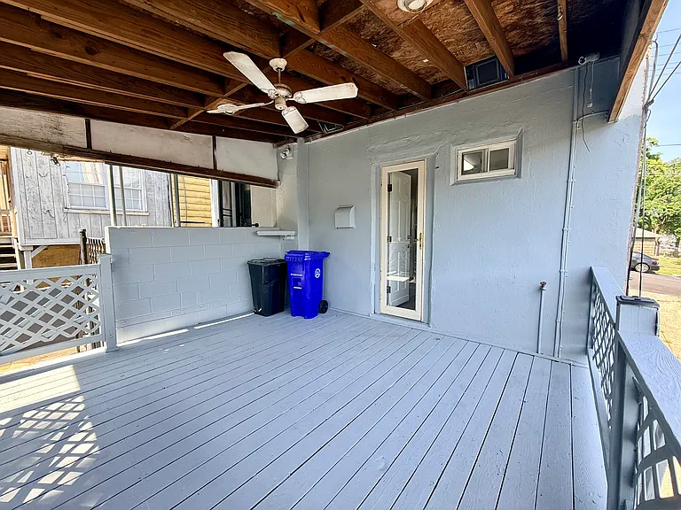 539 S 13th St — Photo 22