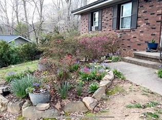 28 Merlin Way, Asheville, NC 28806