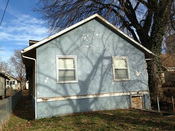 2nd image of 5225 E 6th St