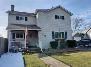 499 Jefferson Ave, Sharon, PA 16146