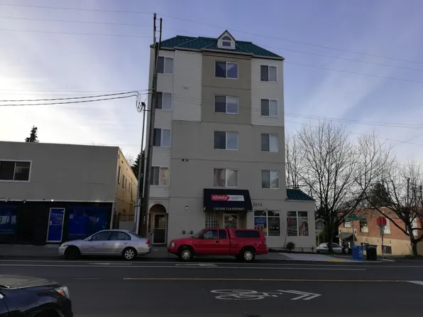 5523 University Way NE APT 302, Seattle, WA 98105