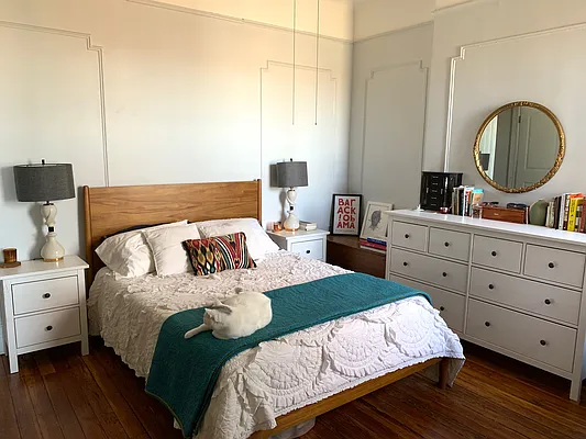 Rented by Nooklyn NYC LLC | media 43