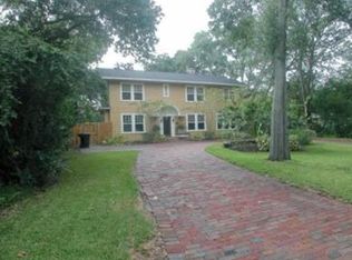 1126 Country Club Rd N, Saint Petersburg, FL 33710