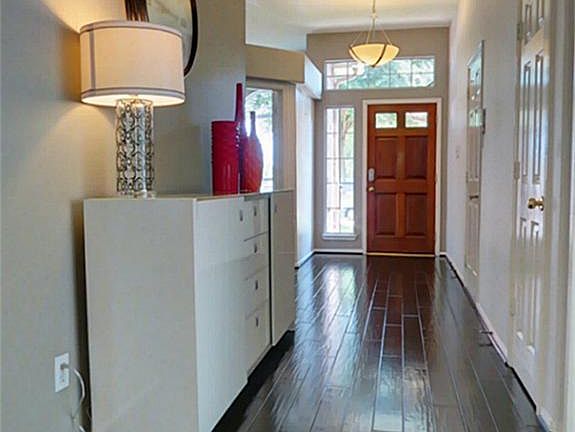 3rd image of 17319 Broad Knoll Ln