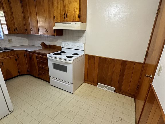 4th image of 11561 Felton St #11561