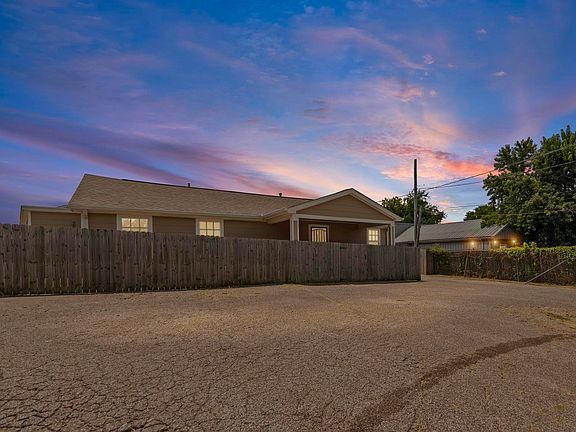 3rd image of 3461 Holman Pl