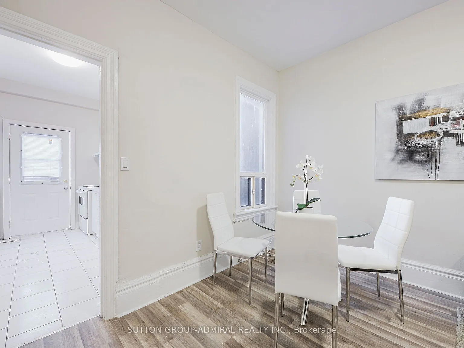 2 bed, $2,350 — Photo 4