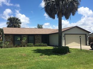 2329 Outrigger Ln, Naples, FL 34104