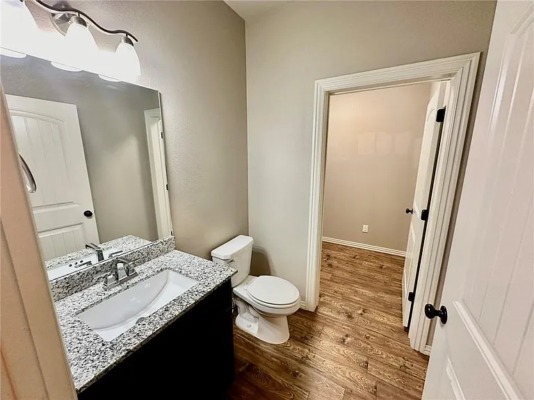 186 Old Farmington Rd — Photo 8
