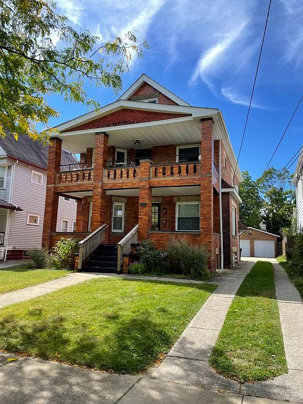 1 bed, 1.0 bath, 1000 sqft, $1,100 — Photo 1