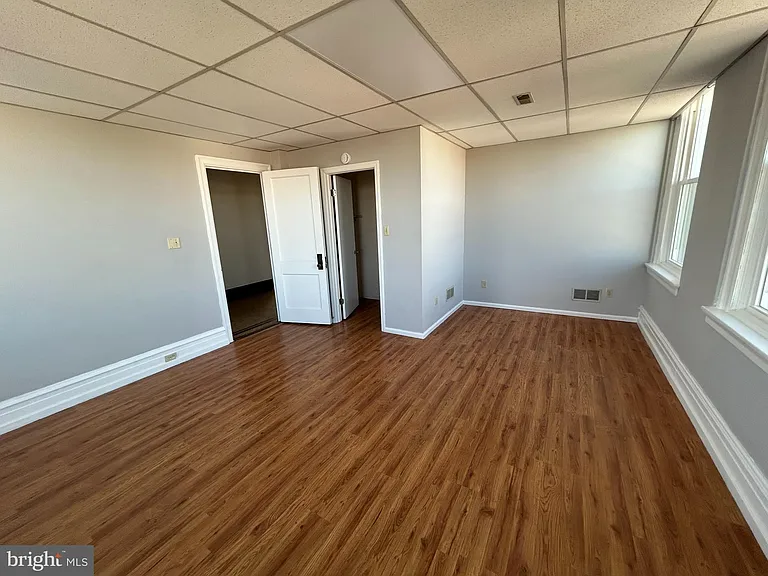 702 Chestnut St #3 — Photo 9
