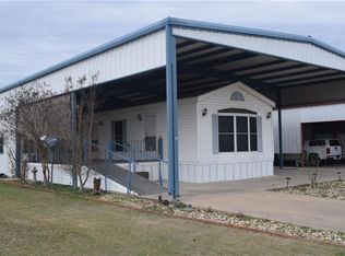 121 Prevost Dr, Whitney, TX 76692