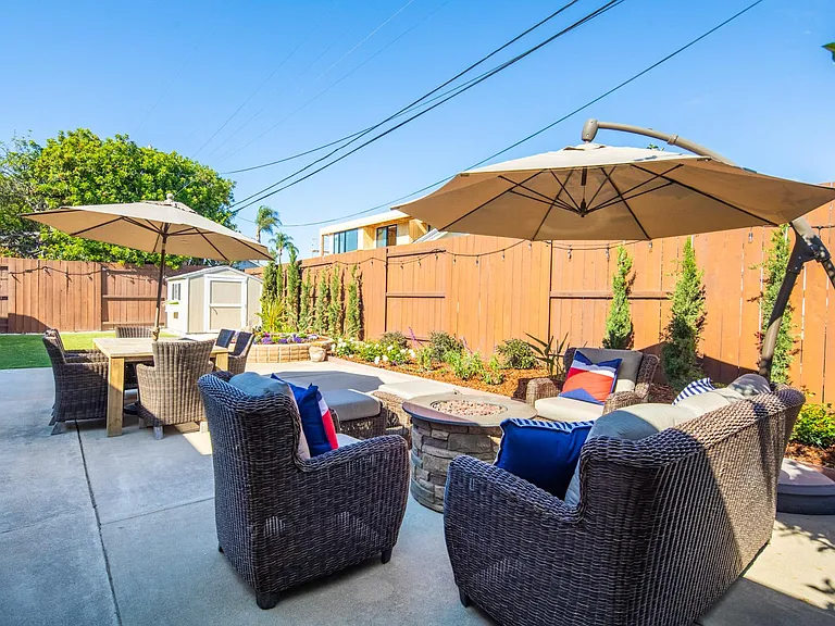 871 Coronado Ave — Photo 20