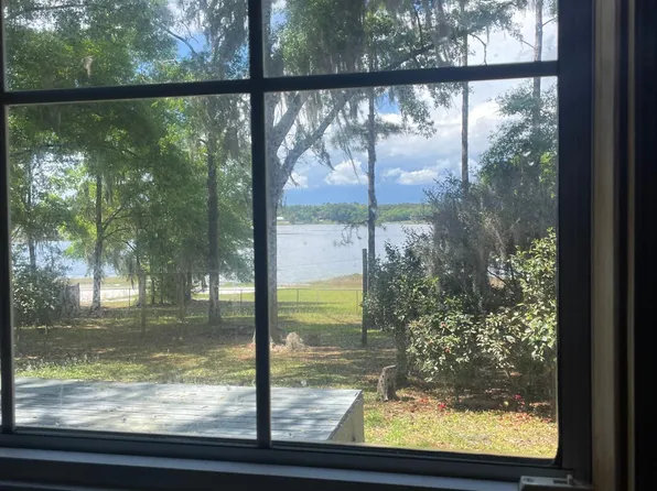 6834-2 Bedford Lake Rd, Keystone Heights, FL 32656