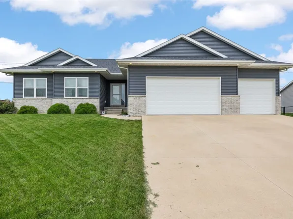 6319 Hoover Trail Rd SW, Cedar Rapids, IA 52404