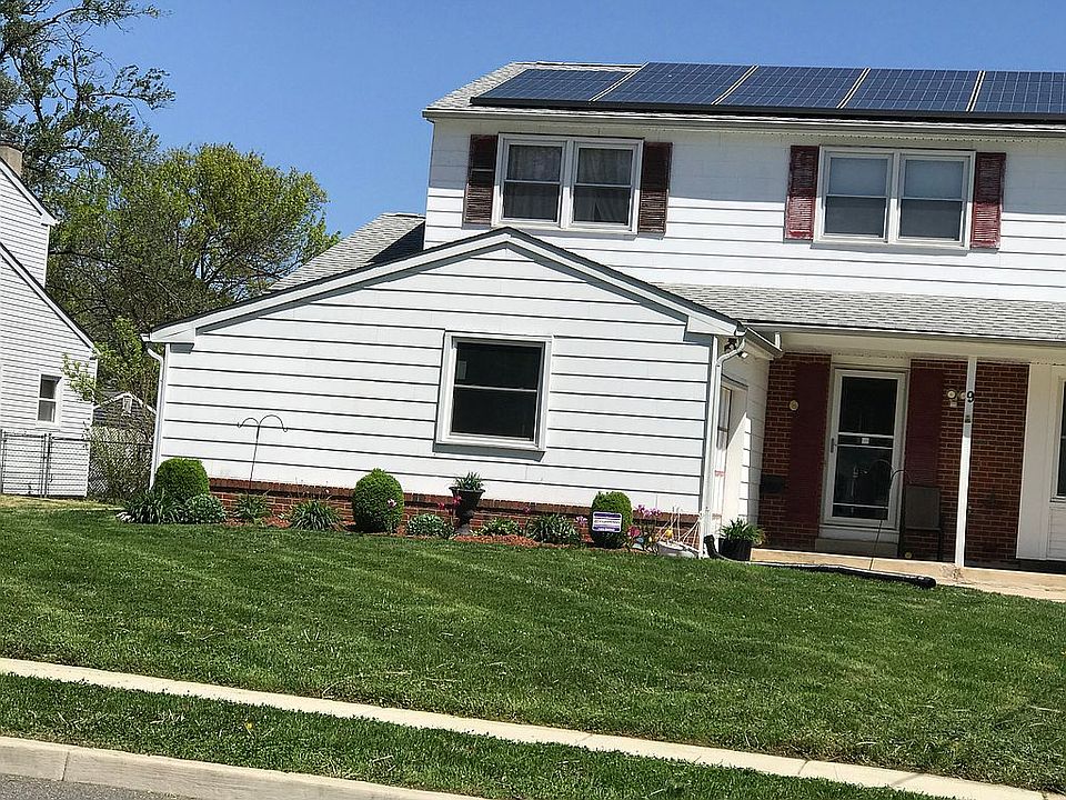 2nd image of 9 Clemson Rd