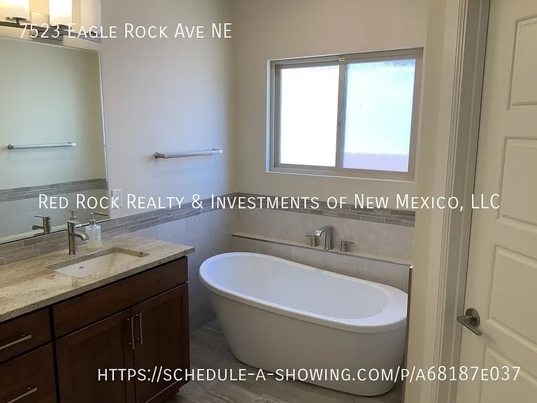 7523 Eagle Rock Ave NE — Photo 13
