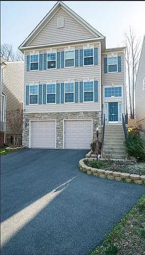 3413 Eagle Ridge Dr Photo 1