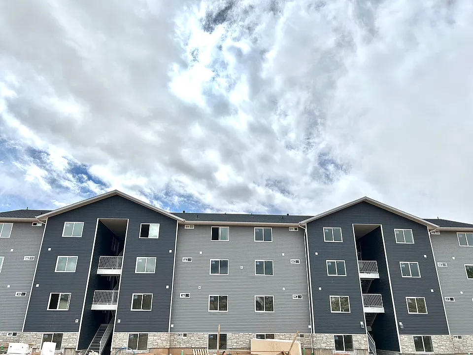 534 W 1045 N #101