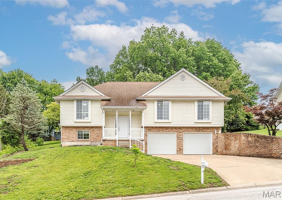 1st image of 106 Washington Heights Dr