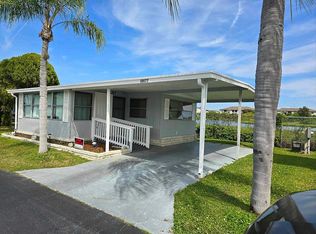 10677 Walnut St NE, Saint Petersburg, FL 33716