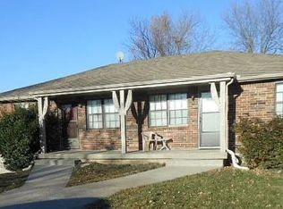 2 SE 9th St, Lees Summit, MO 64063