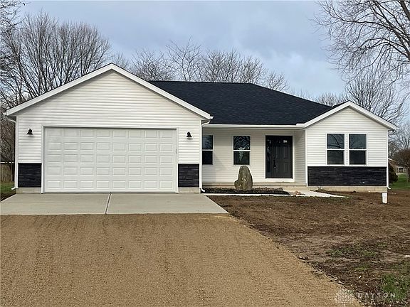 2nd image of 1389 Leon Dr