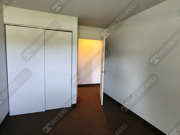 1800 Brainard St #104 — Photo 12
