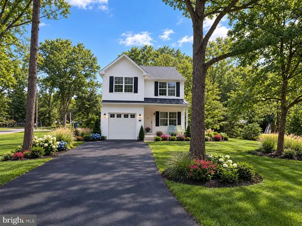 5855 Cottage Ave, Rock Hall, MD 21661