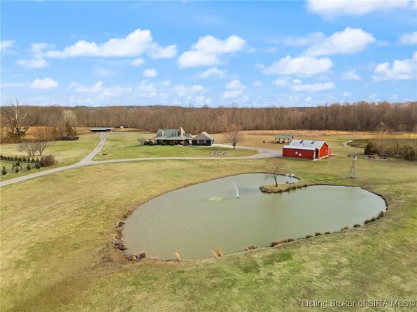 4474 Hill Rd NW, Depauw, IN 47115