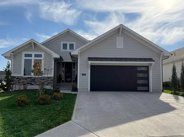 4101 W 158th St, Overland Park, KS 66224
