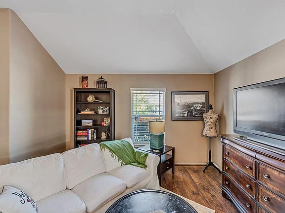 5th image of 21431 Colton Cove Dr