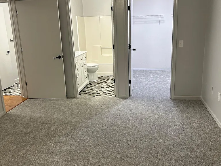 1101 Old Ebenezer Rd #C — Photo 8
