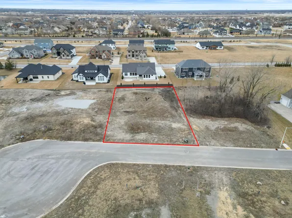 10202 Andrew Ln, Munster, IN 46321