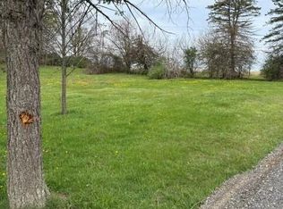 County Line Rd, Winfield, PA 17889