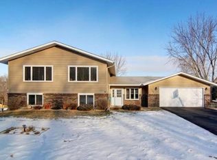 3300 Spruce Trl SW, Prior Lake, MN 55372