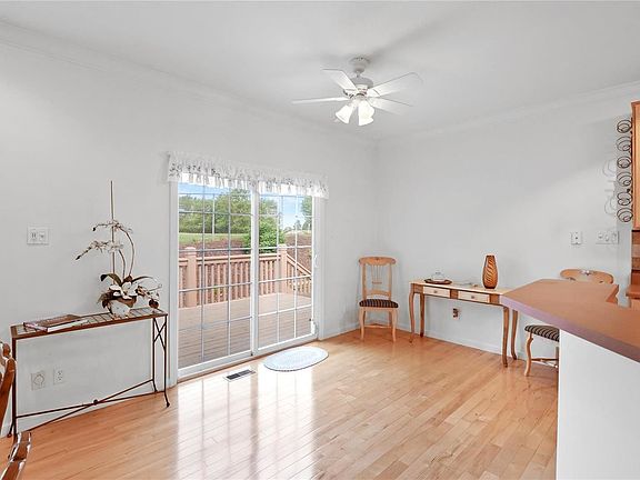 3rd image of 5511 Remington Villas Ct