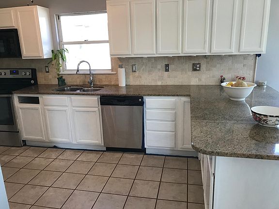 3rd image of 1343 N Central Avenue # 2nd And Fl 3rd