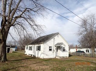 1001 Washington Ave, Staunton, IL 62088