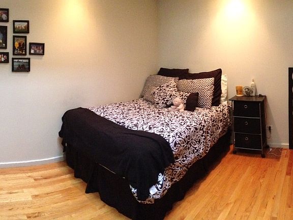 3rd image of 1553 N Milwaukee Ave #2