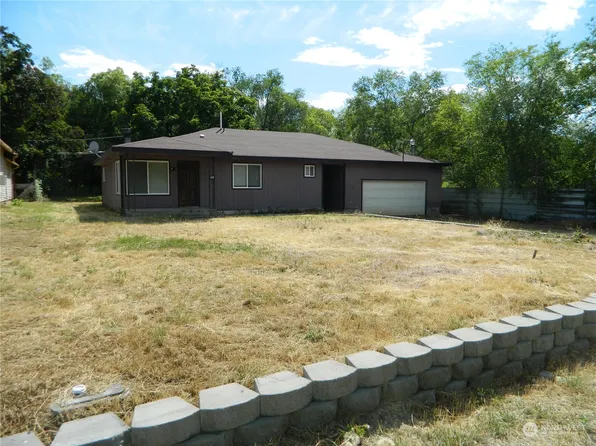 6 C Mill Drive, Tonasket, WA 98855