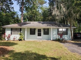 104 Holcomb St, Savannah, GA 31406