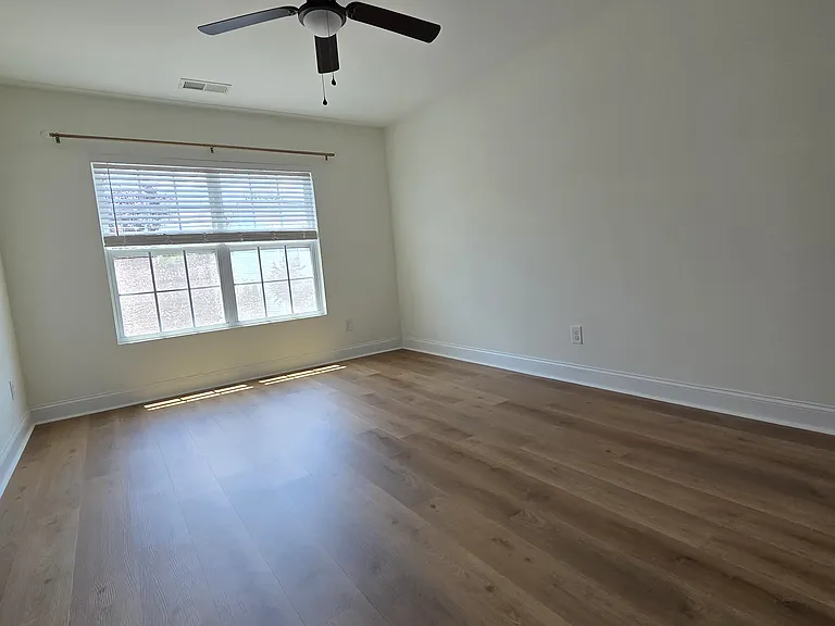 8312 Compton Acres Ln — Photo 20