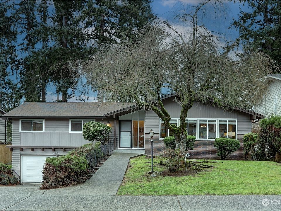 1st image of 1425 159th Avenue SE
